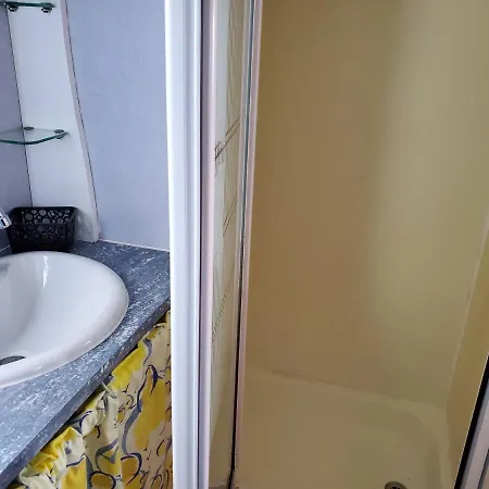 캠프장 Mobil Chez L Habitants *