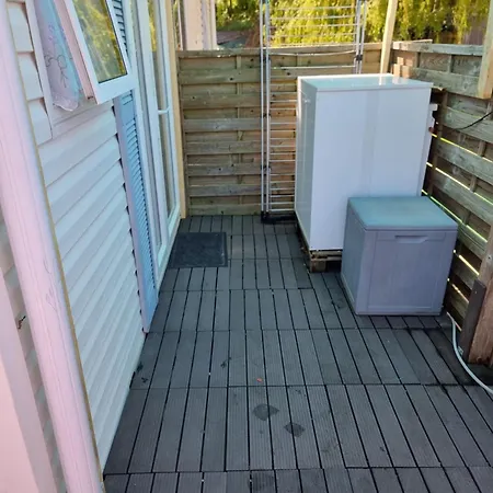 캠프장 Mobil Chez L Habitants *