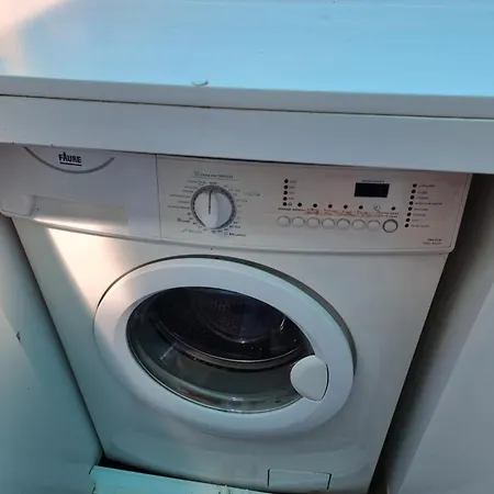 Mobil Chez L Habitants 생장드몽