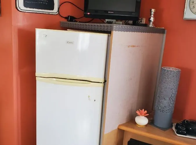 Mobil Chez L Habitants * Сен-Жан-де-Мон