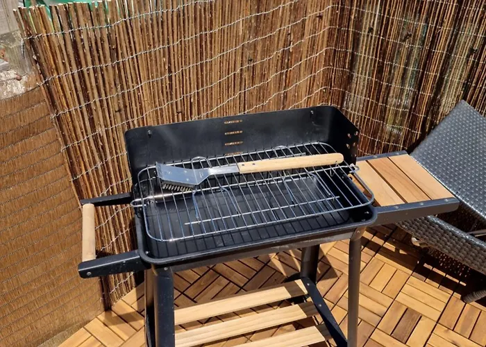 Кемпинг Mobil Chez L Habitants Сен-Жан-де-Мон